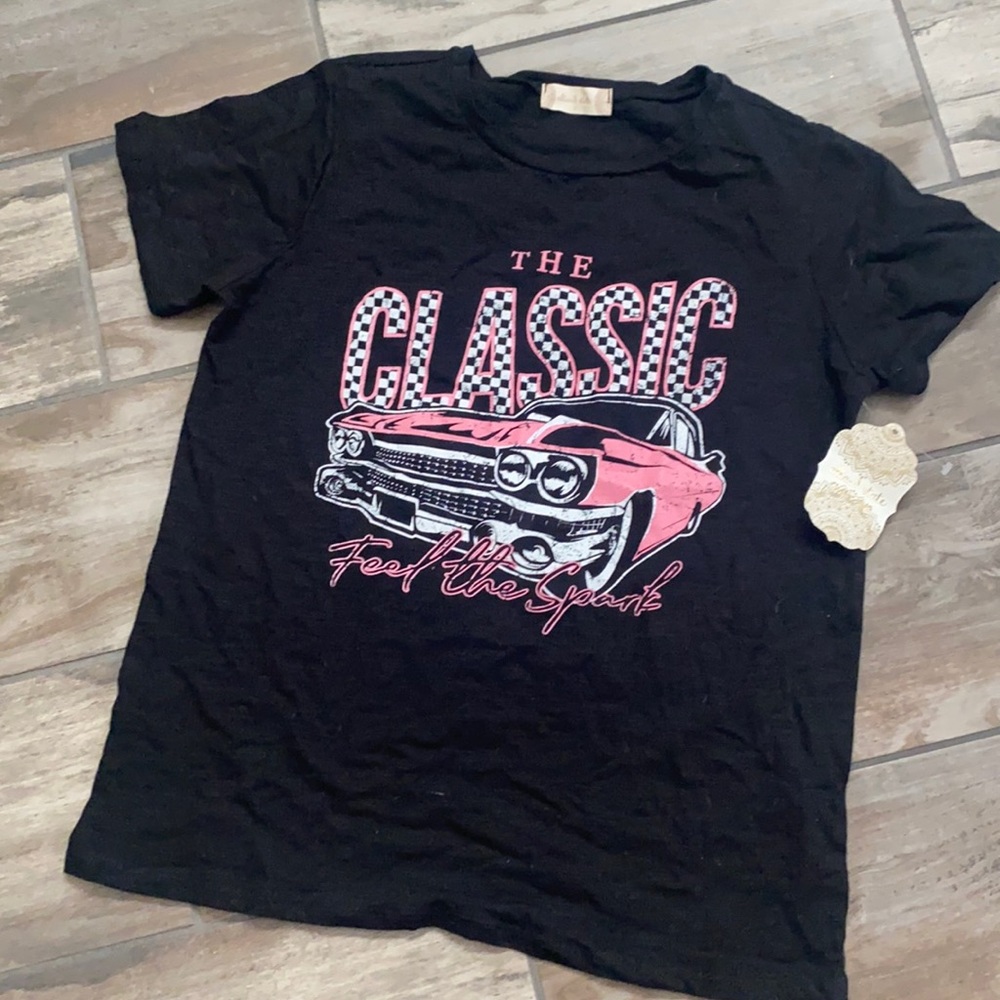 Altar’d State Vintage T-shirt 👚